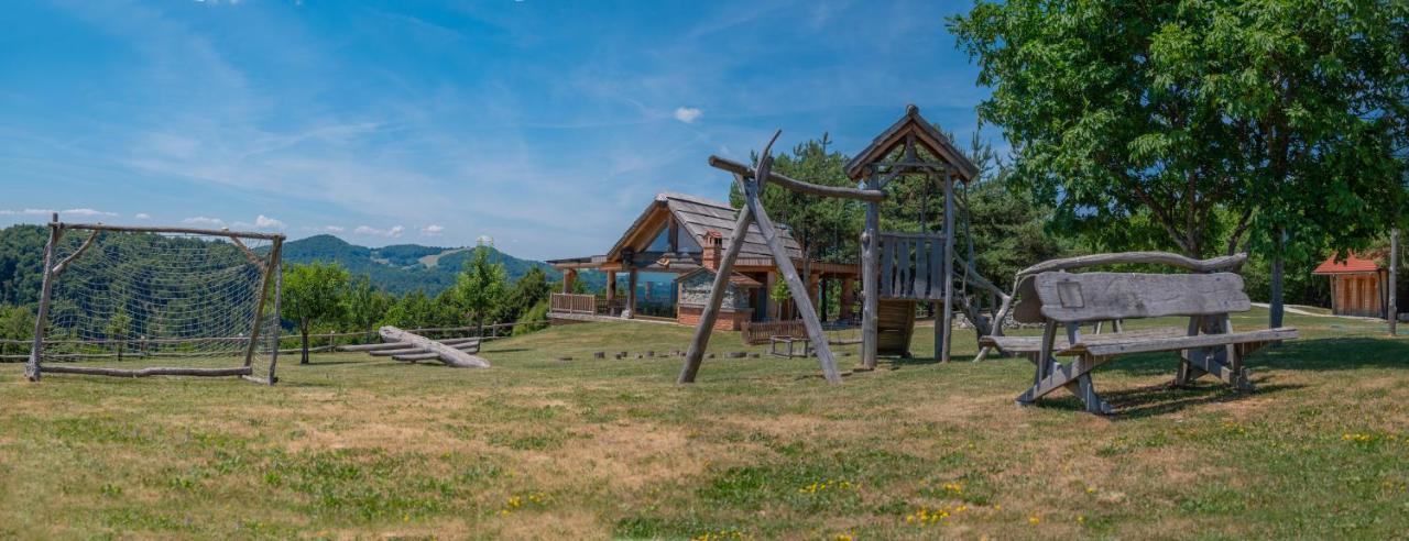 Holiday Home Ernest Zelezni With Hot Tub Ivancna Gorica Esterno foto
