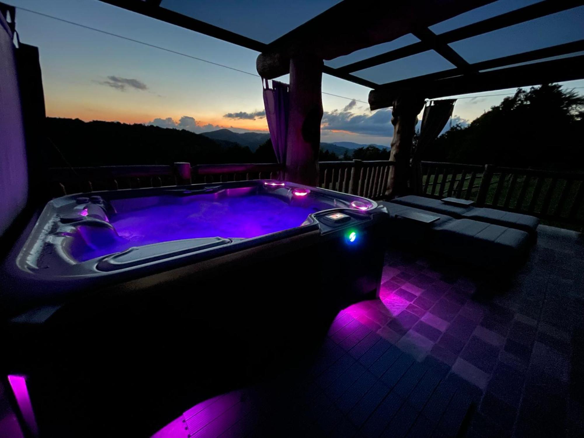 Holiday Home Ernest Zelezni With Hot Tub Ivancna Gorica Esterno foto