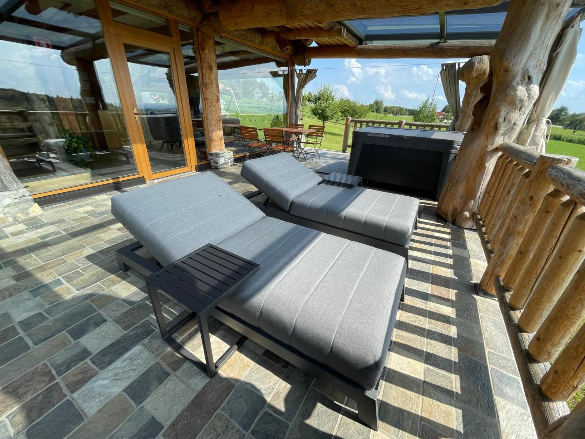 Holiday Home Ernest Zelezni With Hot Tub Ivancna Gorica Esterno foto